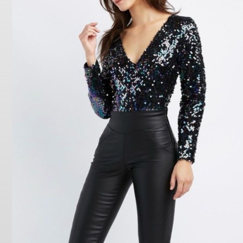 Charlotte Russe Iridescent Sequin Bodysuit SZ L Black Glam Party V-Neck Casual